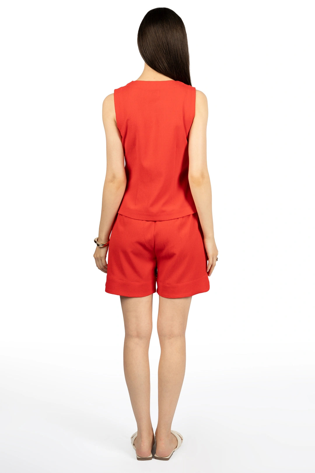 Red Solid Fitted Co-ord Set with V-Neck & Sleeveless Crop Design
